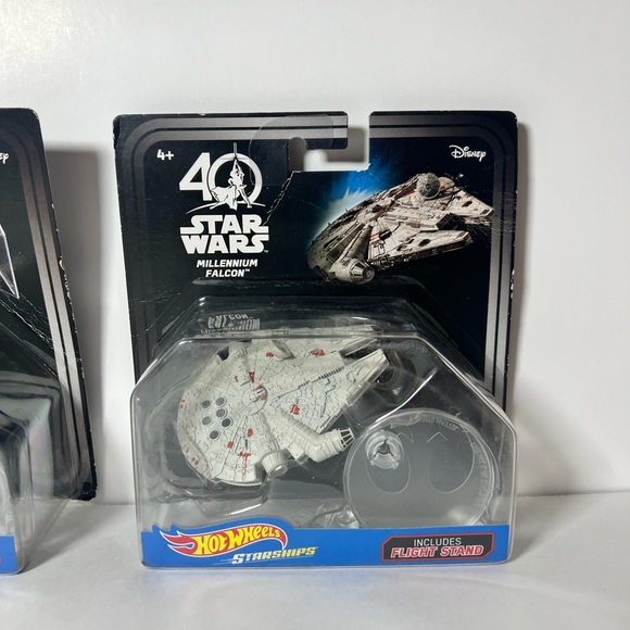 Lot of 2 Disney Star Wars Hot Wheels Starships Millennium Falcon & The Fighter - Picture 2 of 6